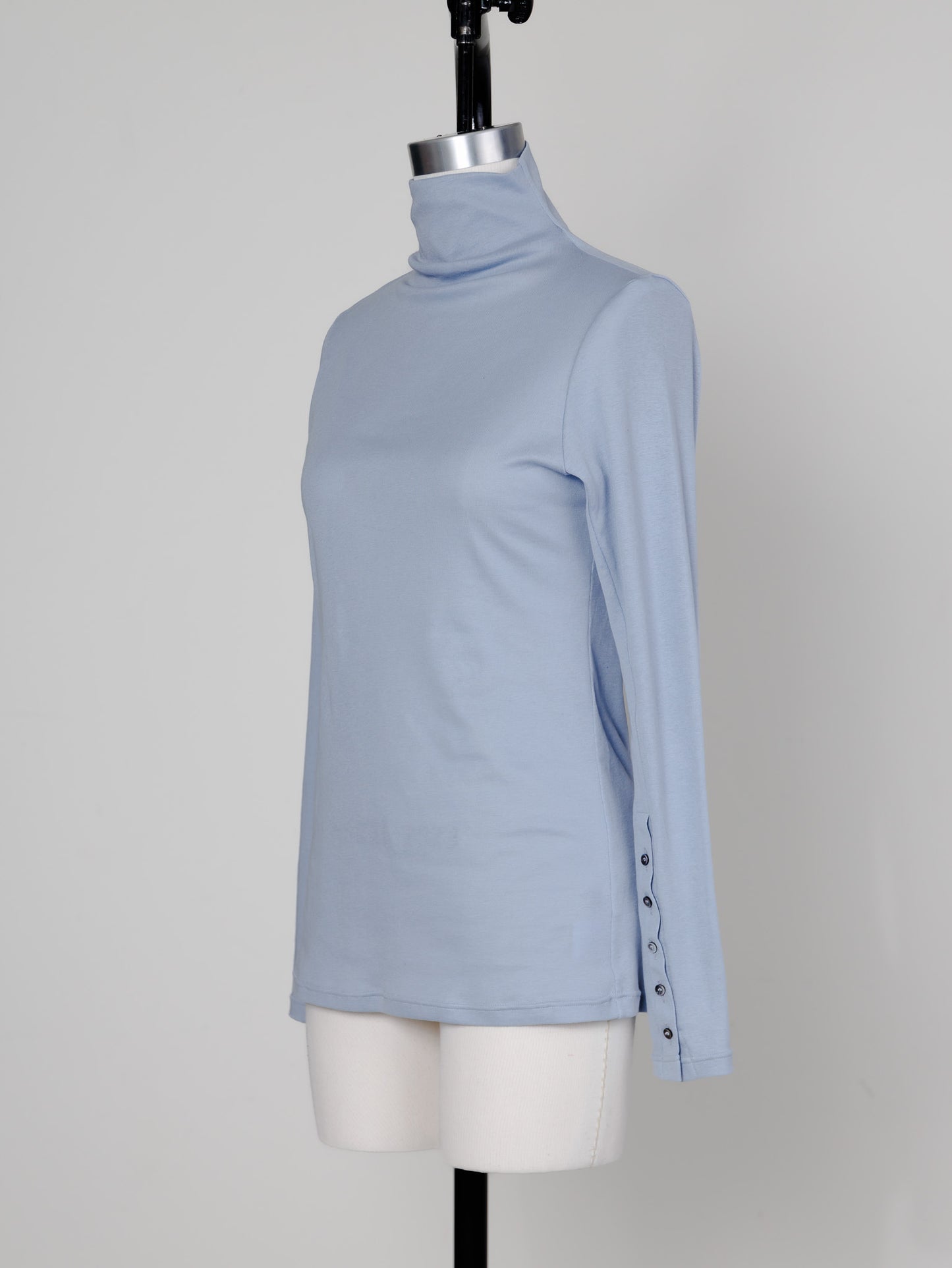 【Order】high neck button cut and sew