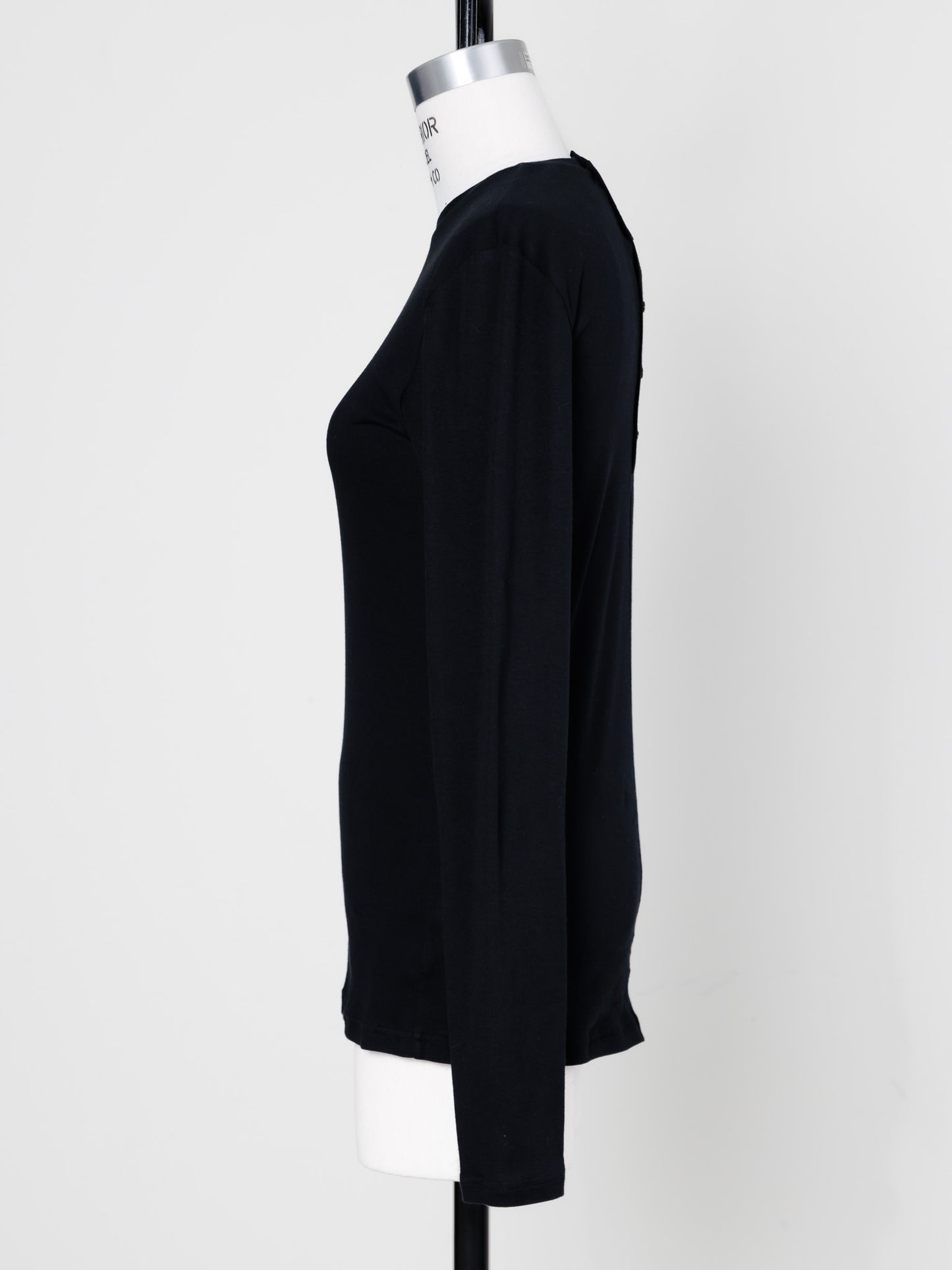 【Order】crew neck button cut and sew