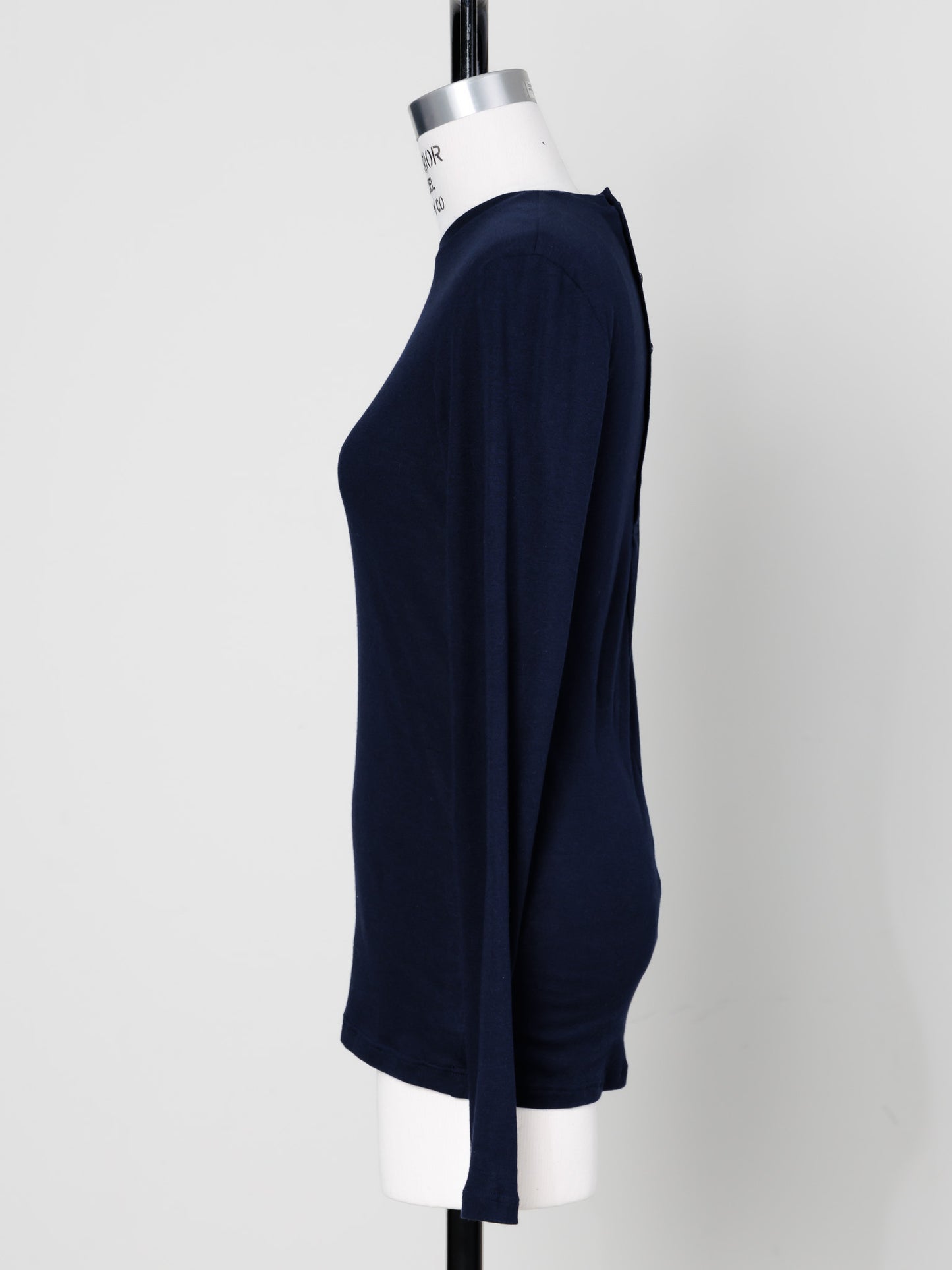 【Order】crew neck button cut and sew