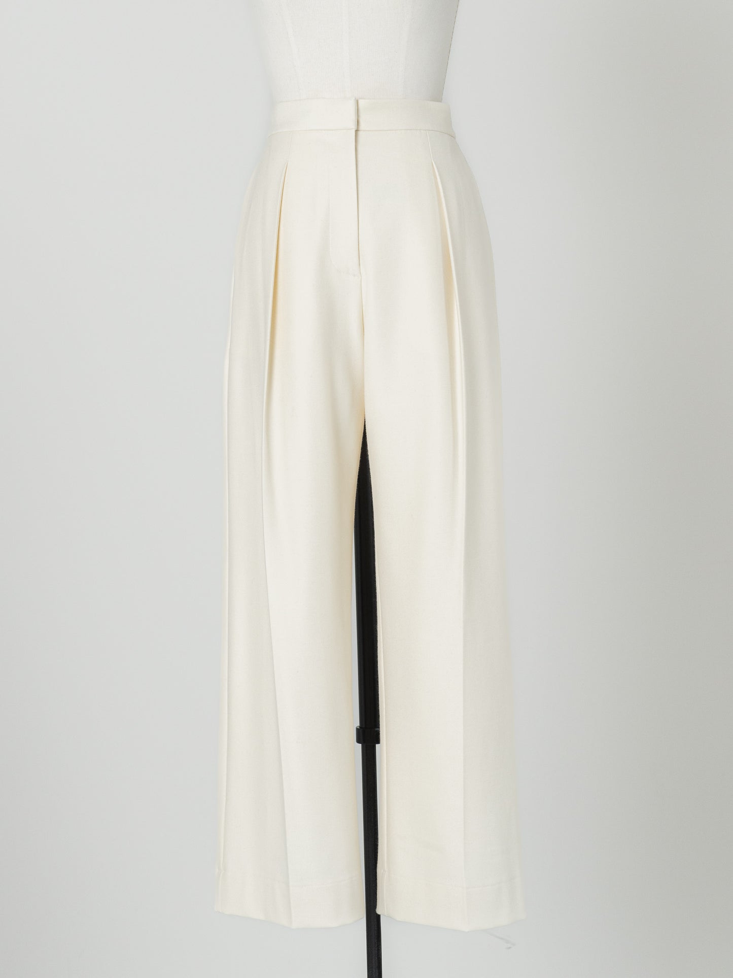 【PRE ORDER】relax tuck soft wool pants