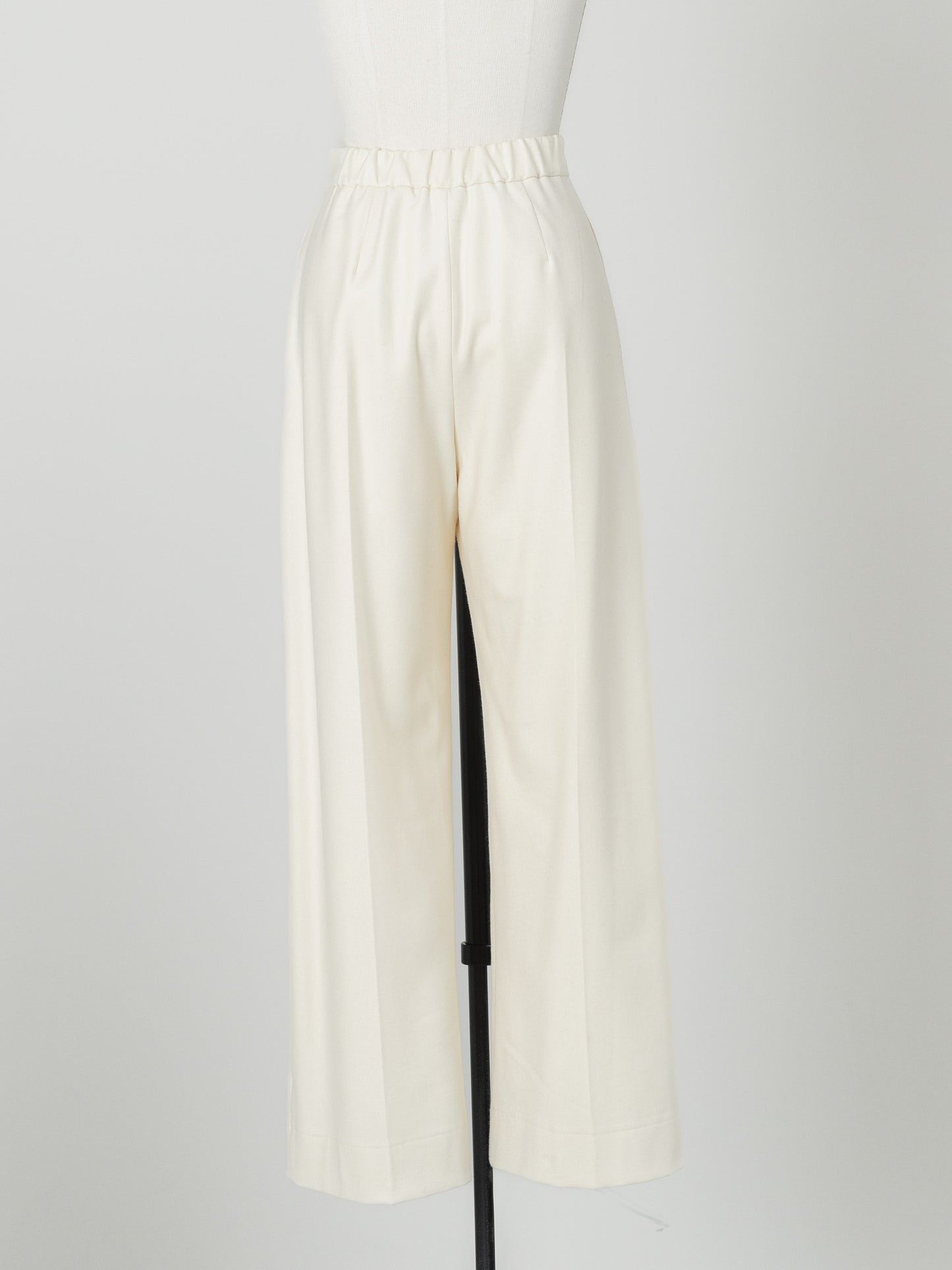 【PRE ORDER】relax tuck soft wool pants