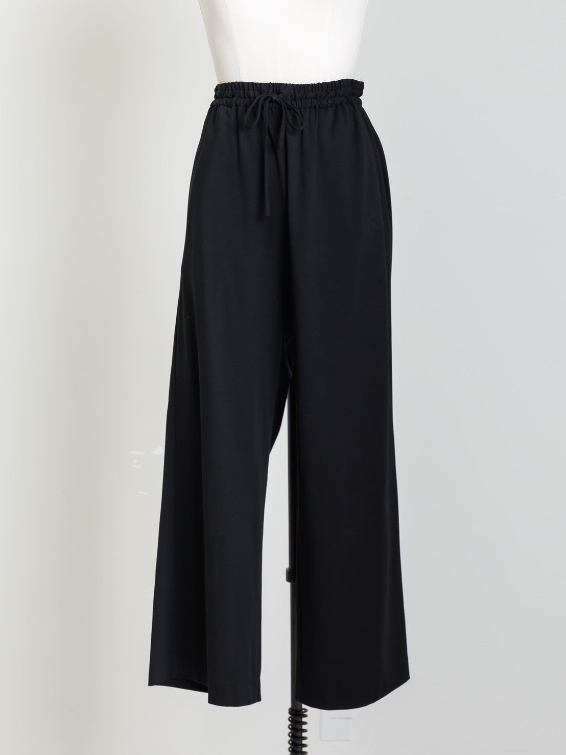 Relax straight pants