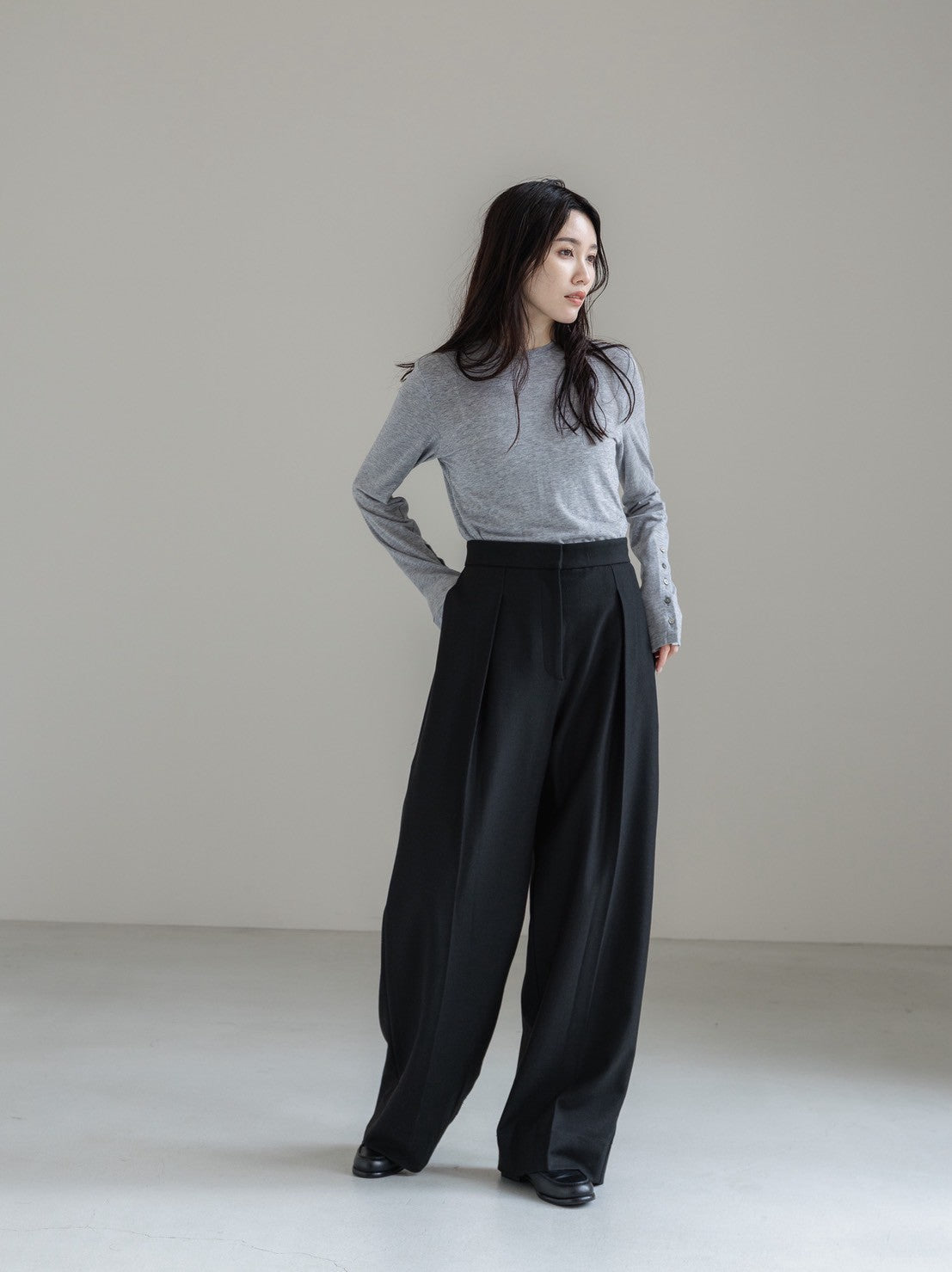 【PRE ORDER】relax tuck soft wool pants