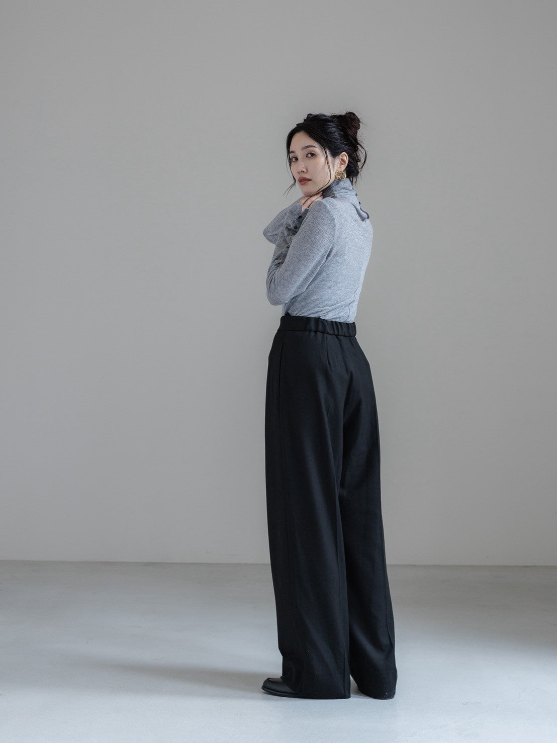 【PRE ORDER】relax tuck soft wool pants