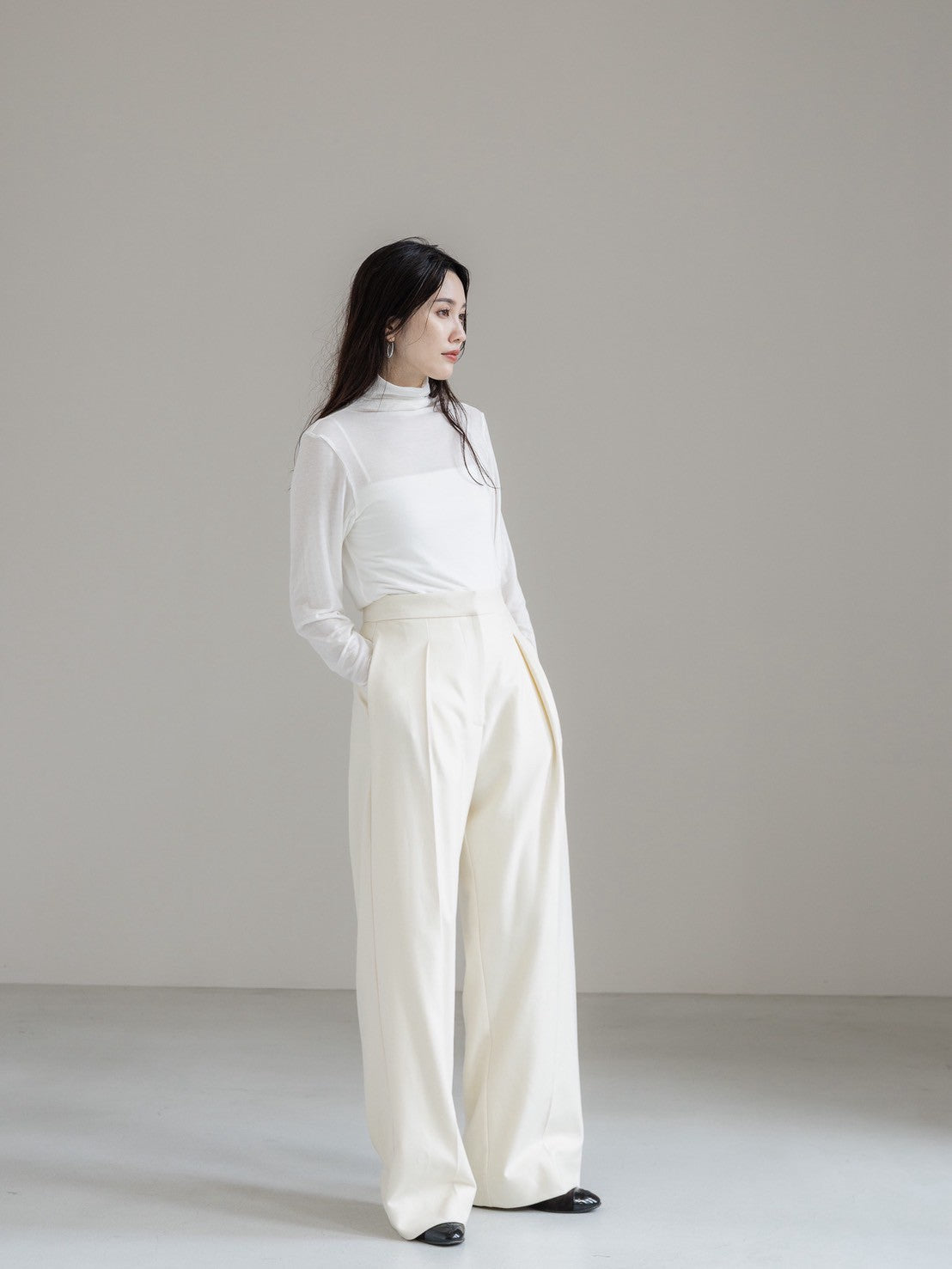 【PRE ORDER】relax tuck soft wool pants