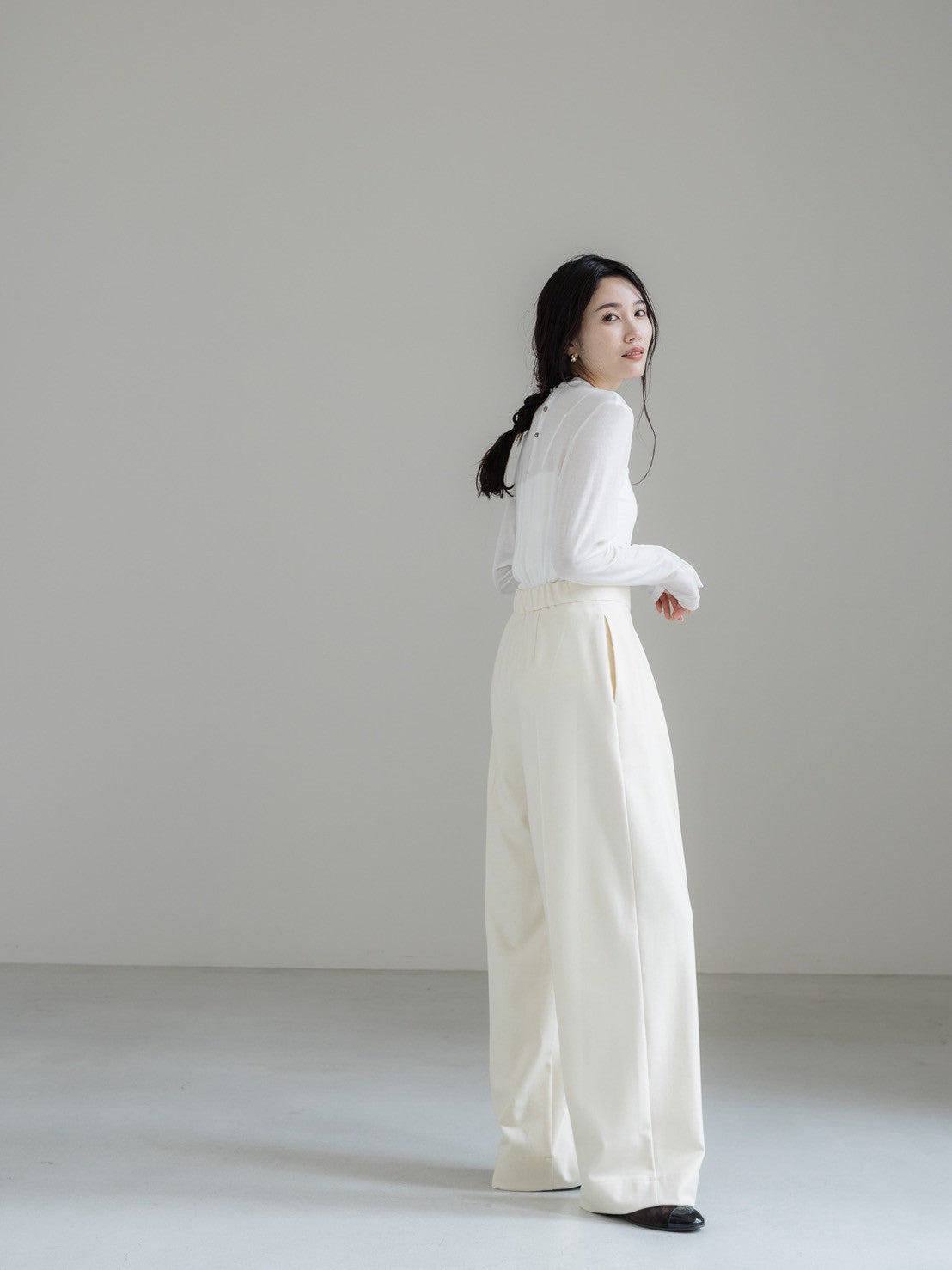 【PRE ORDER】relax tuck soft wool pants