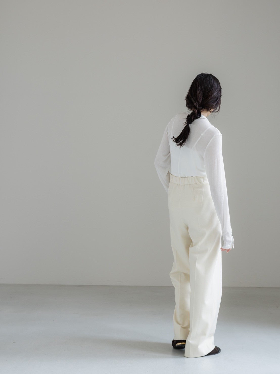 【PRE ORDER】relax tuck soft wool pants
