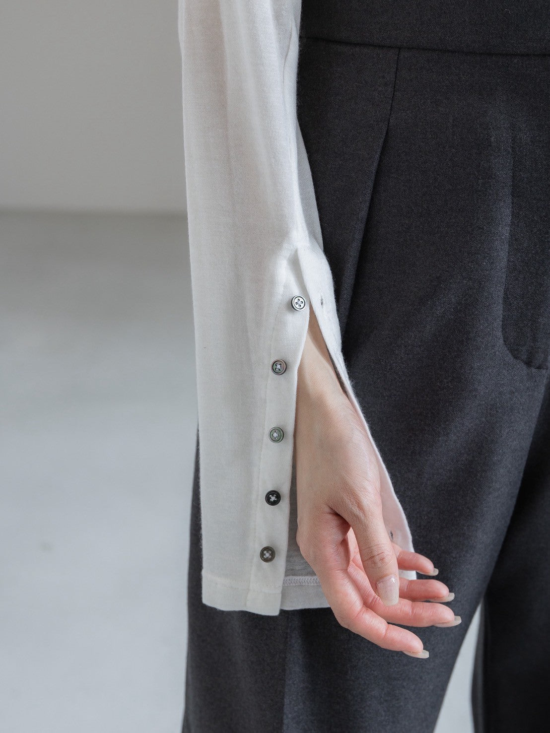 【PRE ORDER】cashmere touch high neck pullover