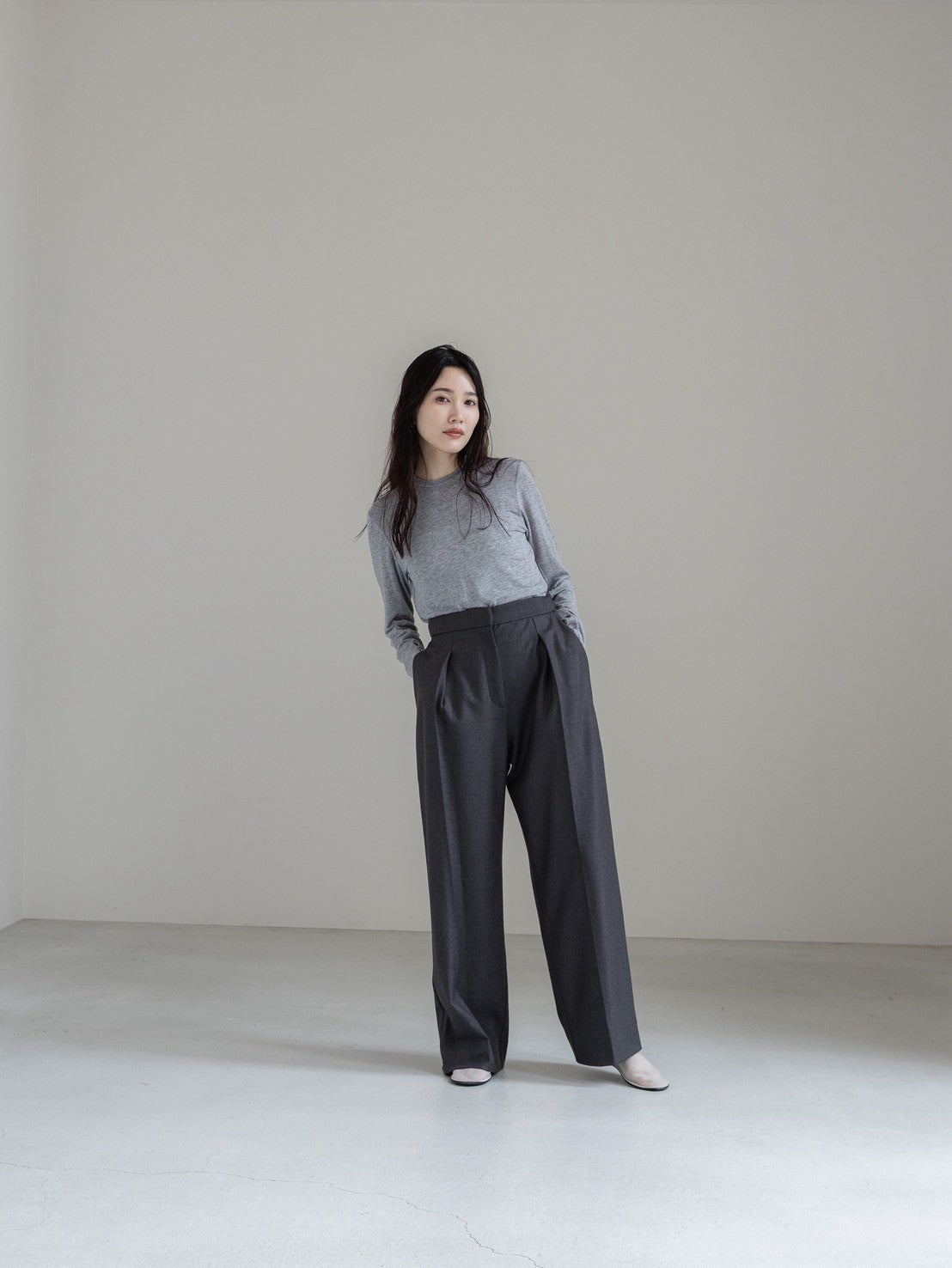 【PRE ORDER】cashmere touch crew neck pullover