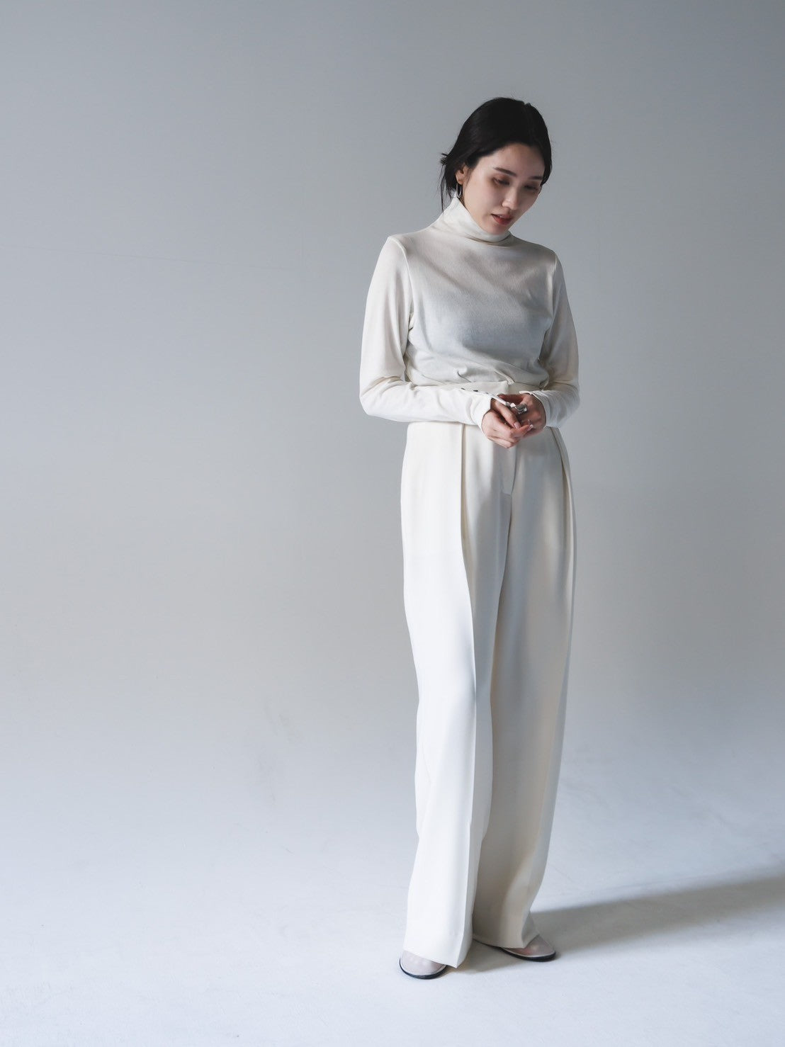 【Order】high neck button cut and sew