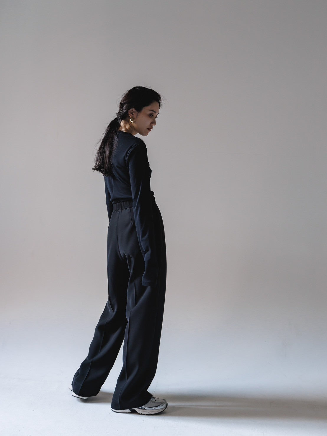 【Order】crew neck button cut and sew