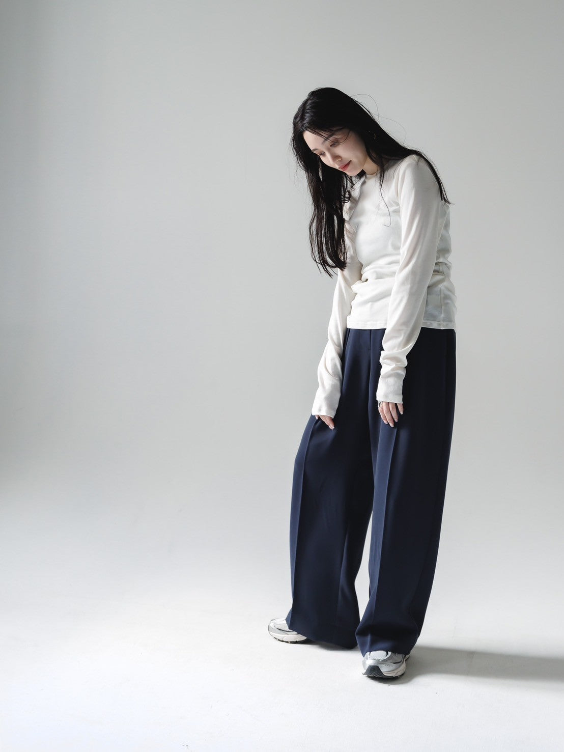 【Order】crew neck button cut and sew