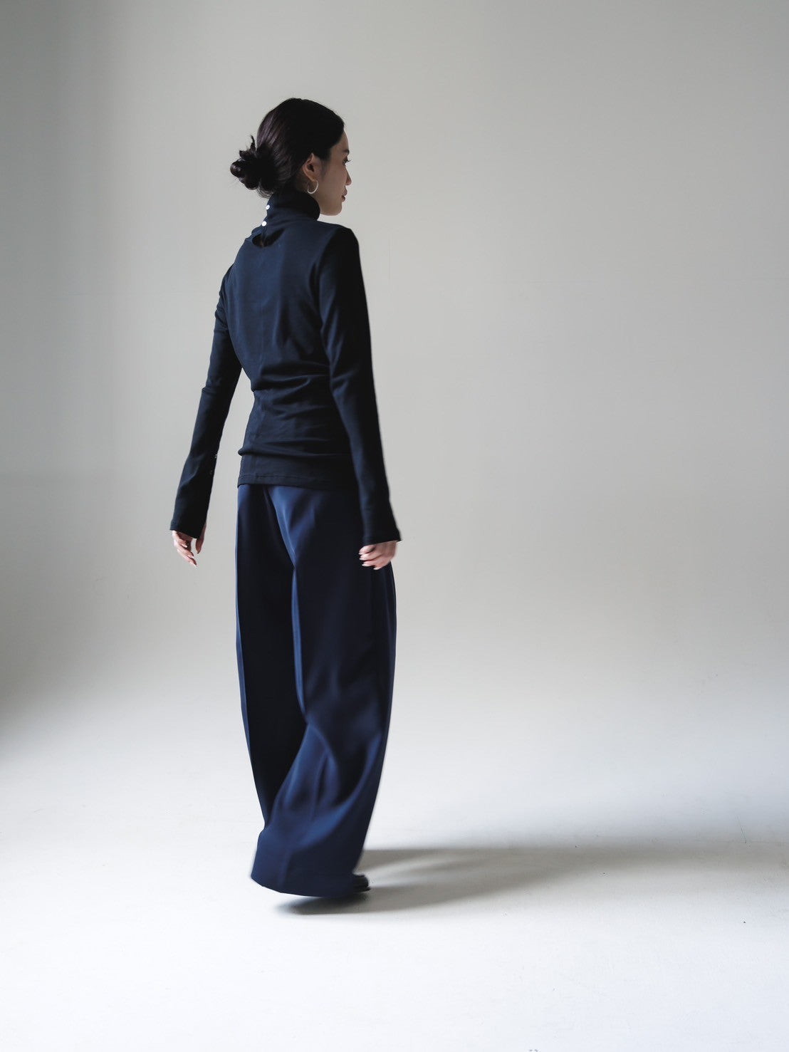 【Order】high neck button cut and sew