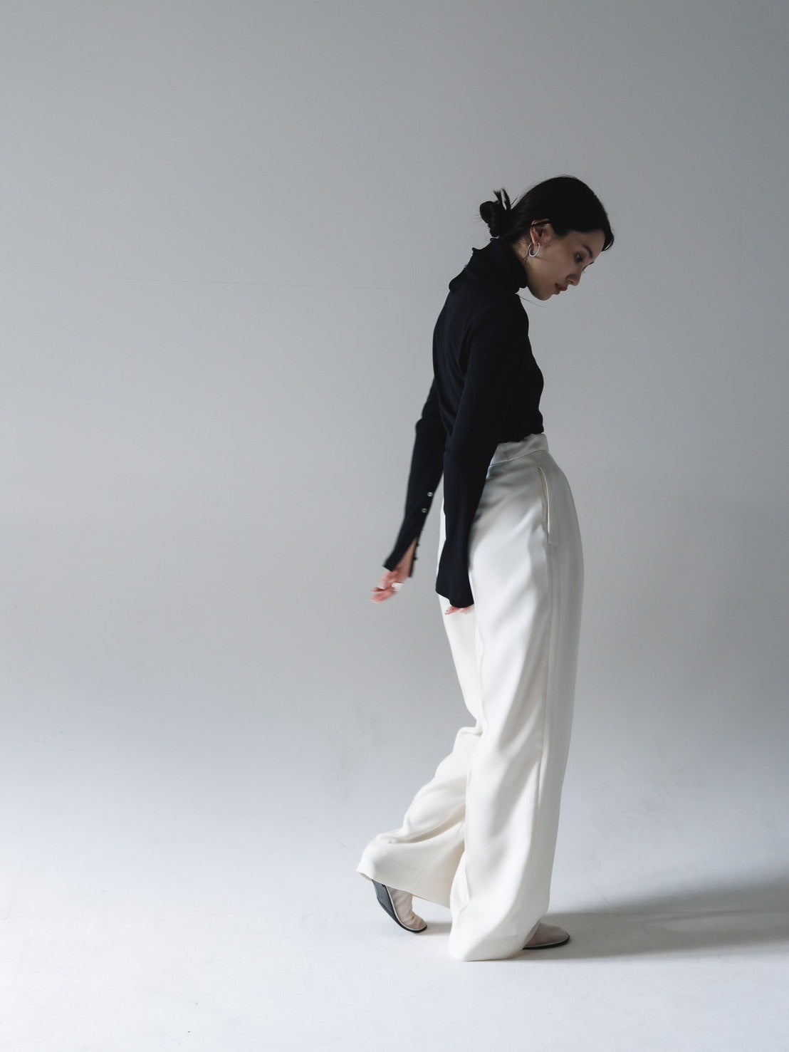 【Order】high neck button cut and sew