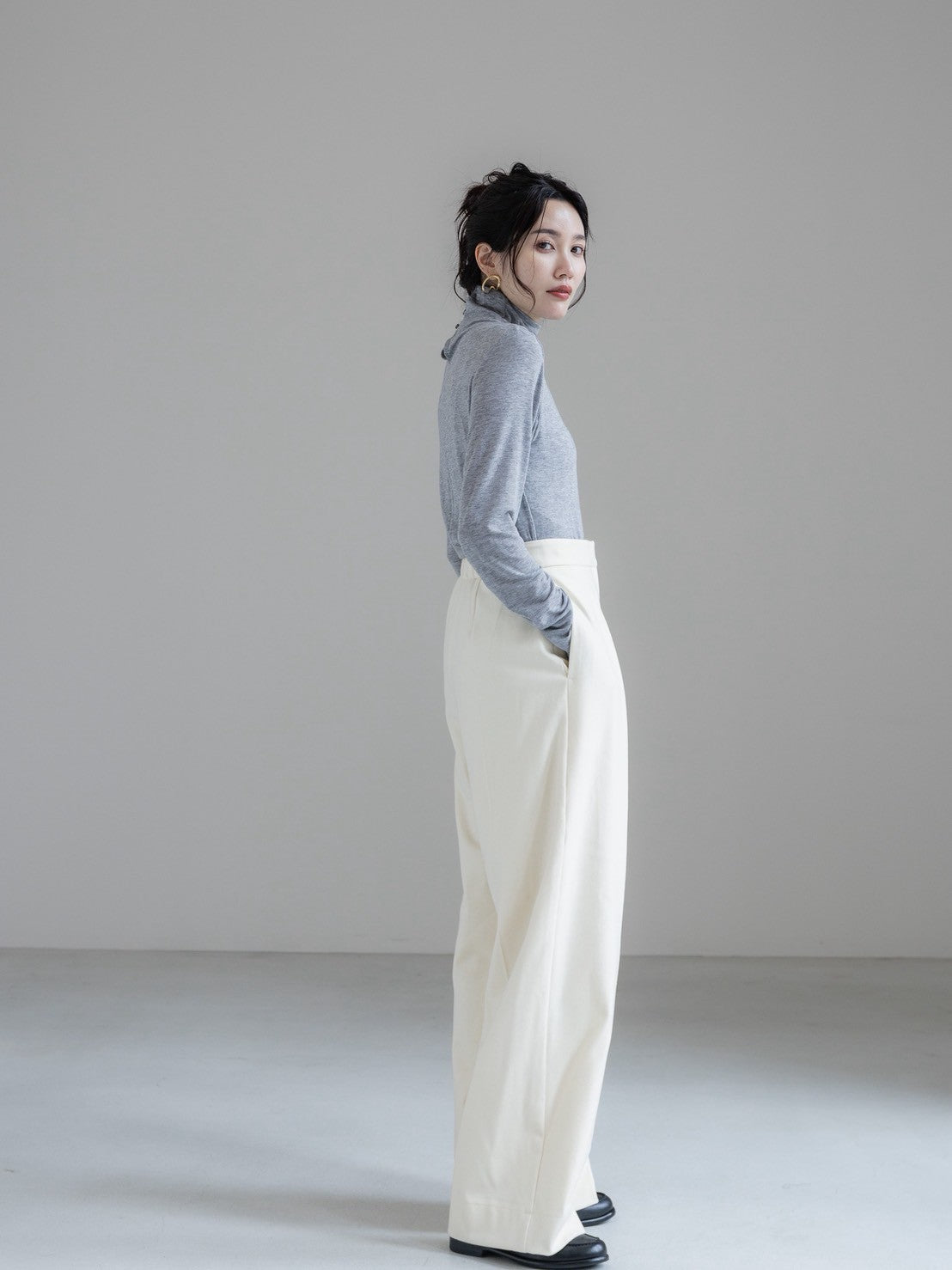 【PRE ORDER】relax tuck soft wool pants